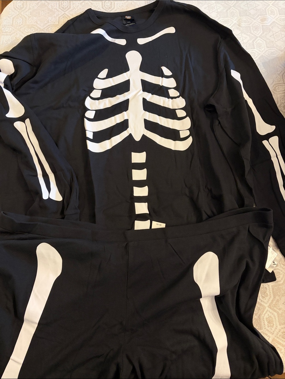 Black Skeleton Print Two-Piece Loungewear Set